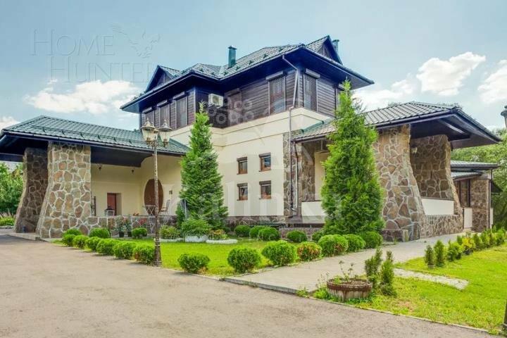 2-этажный коттедж 1 140 м² с отделкой