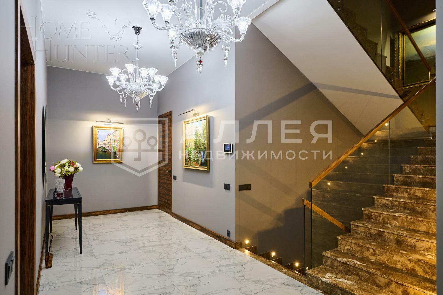 3-этажный коттедж 800 м² с отделкой