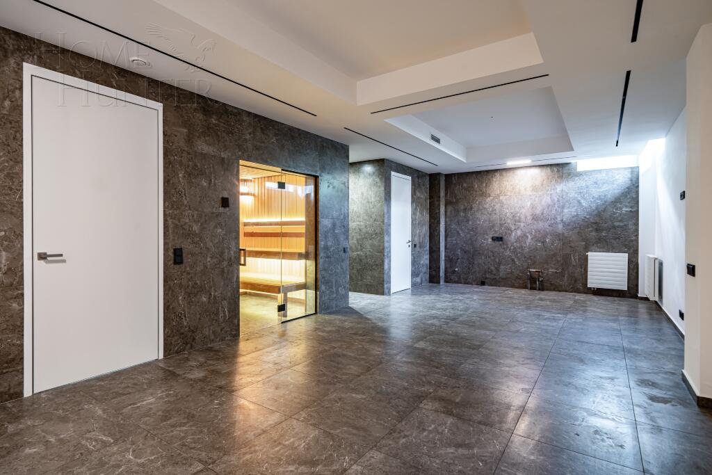 2-этажный коттедж 693 м² с отделкой