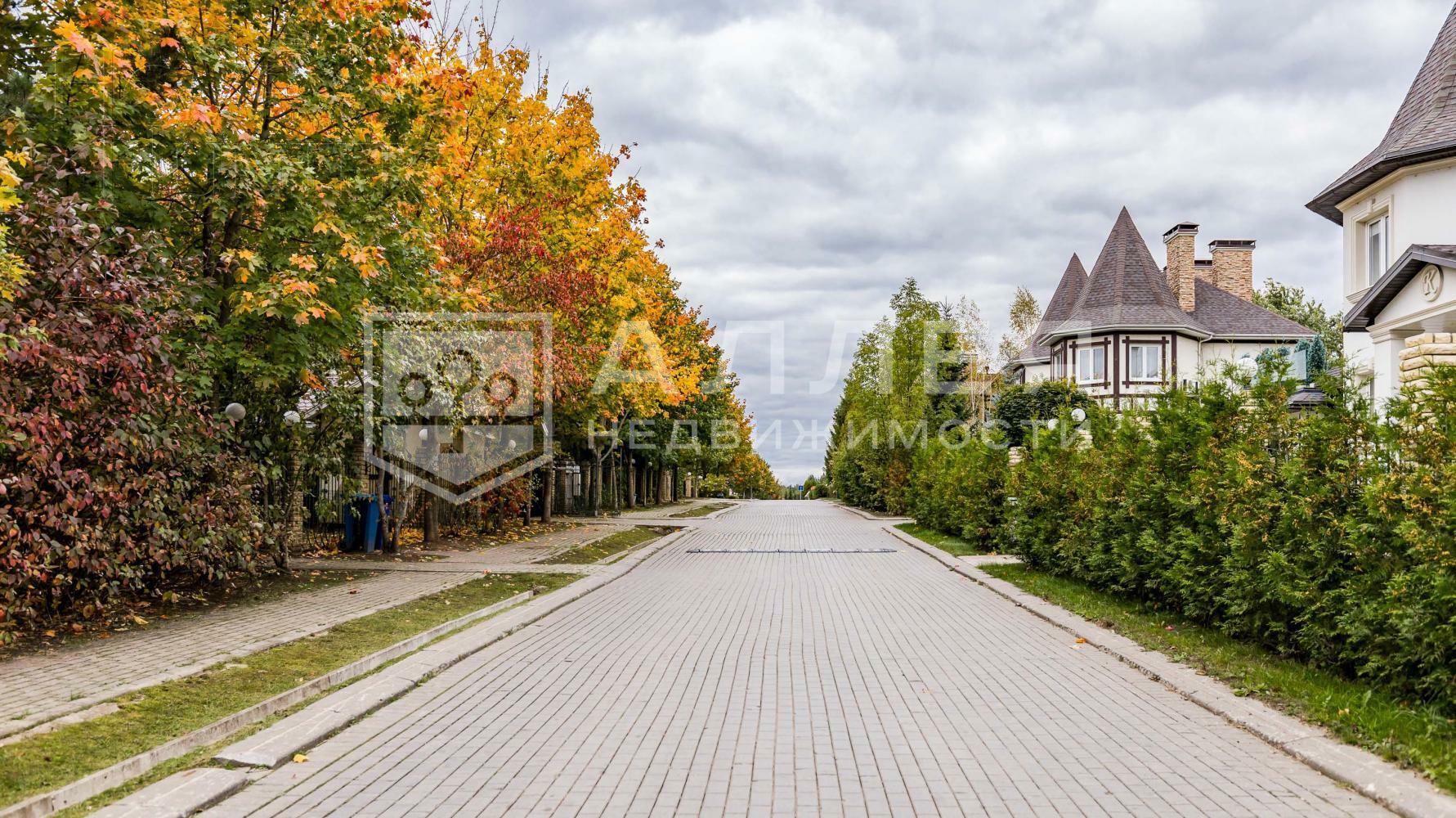 2-этажный коттедж 550 м² с отделкой