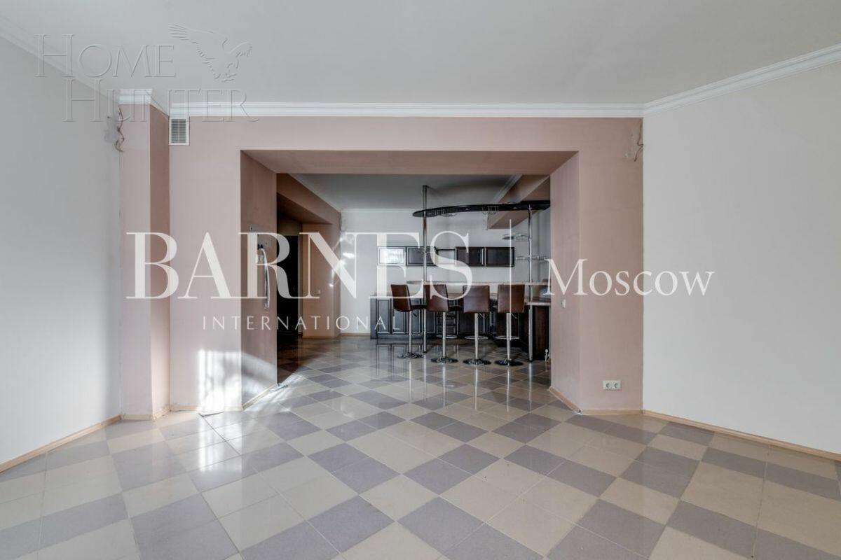 2-этажный коттедж 600 м² с отделкой