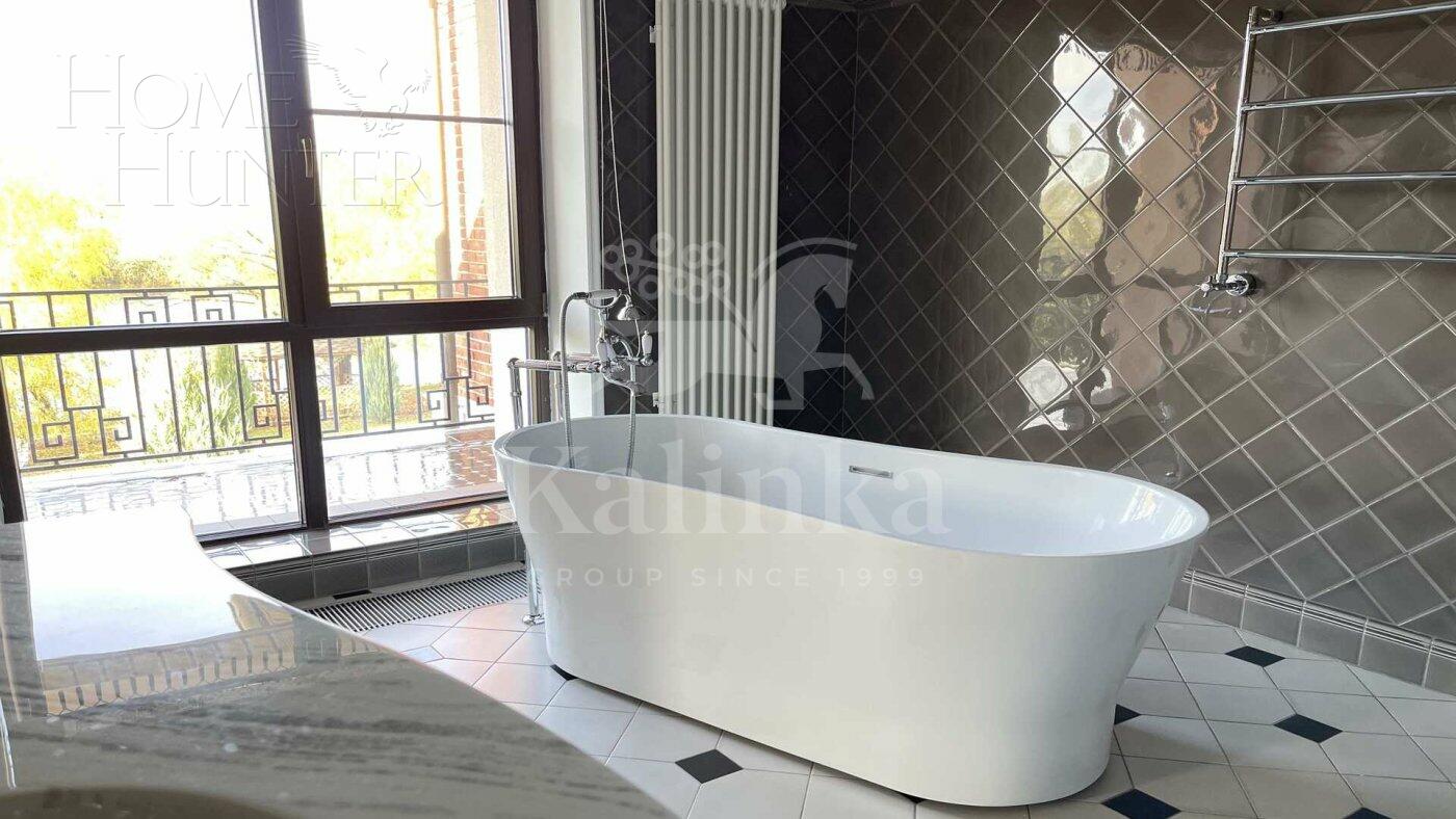 2-этажный коттедж 678 м² с отделкой