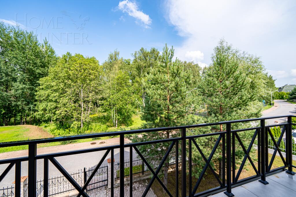 2-этажный коттедж 693 м² с отделкой