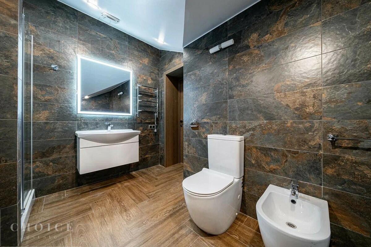 3-этажный таунхаус 200 м² с отделкой