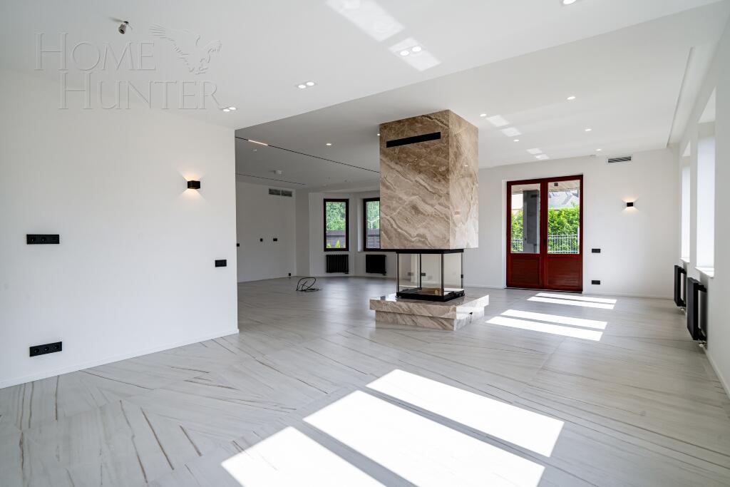 2-этажный коттедж 693 м² с отделкой