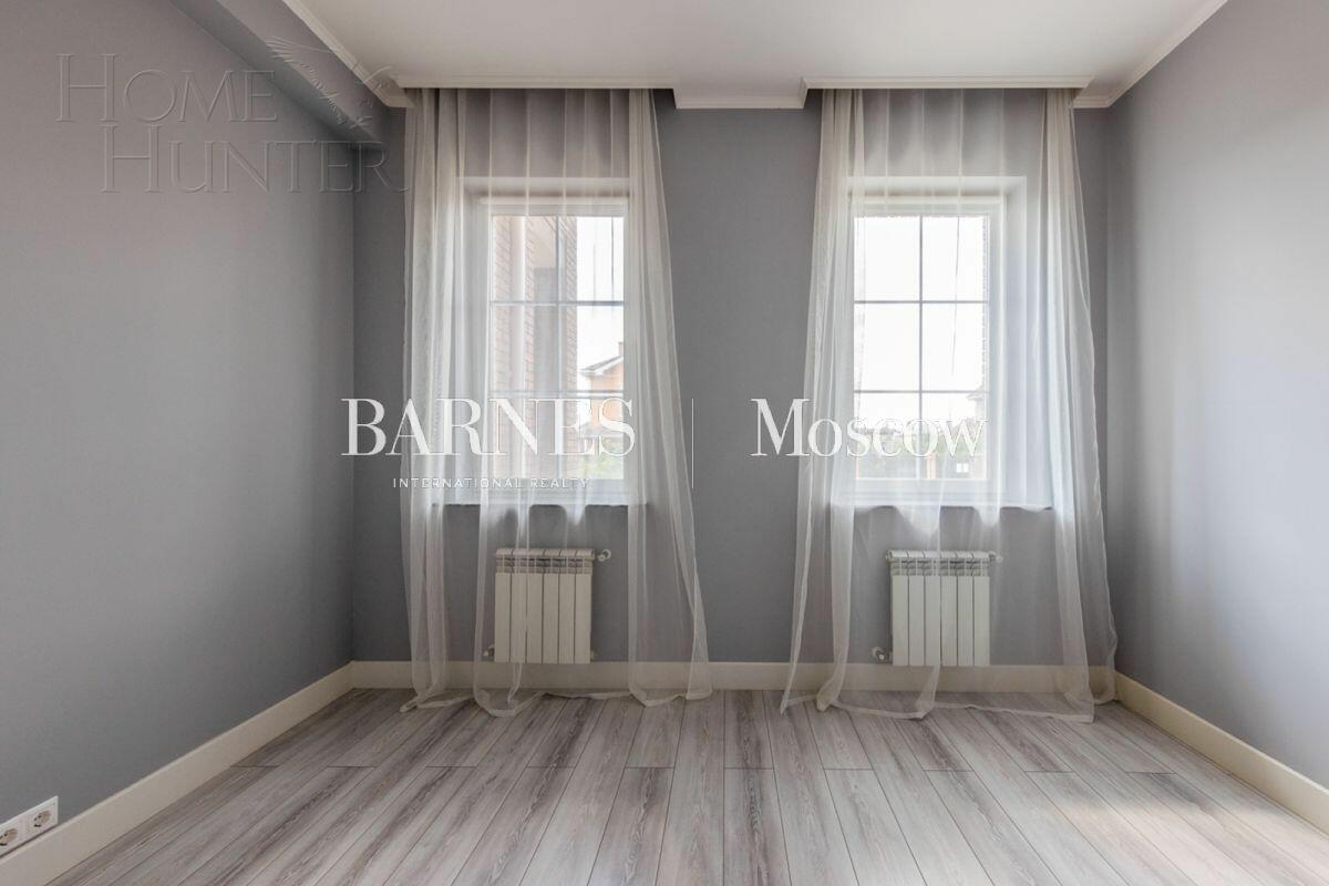 2-этажный коттедж 304 м² с отделкой