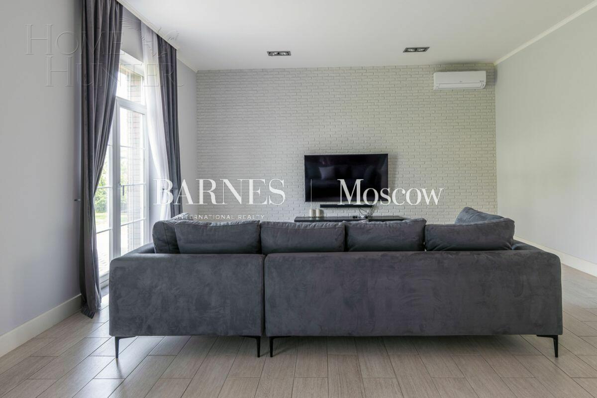 2-этажный коттедж 304 м² с отделкой