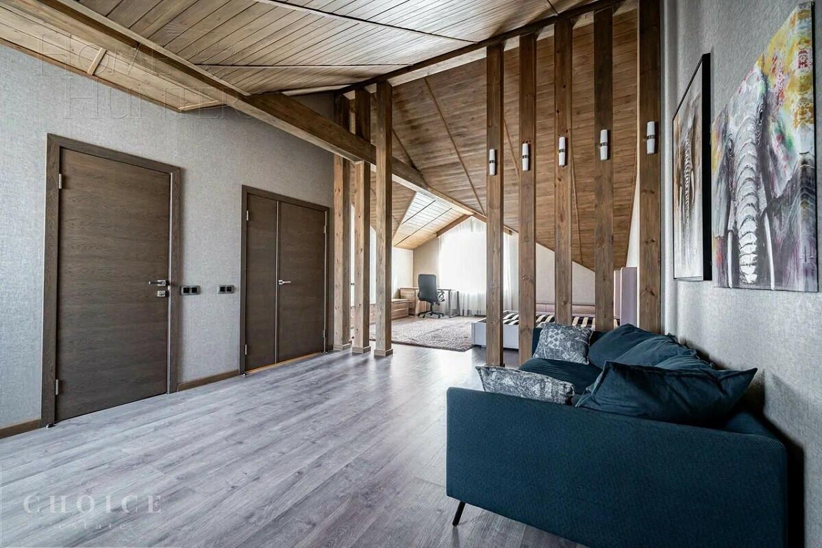 3-этажный таунхаус 200 м² с отделкой