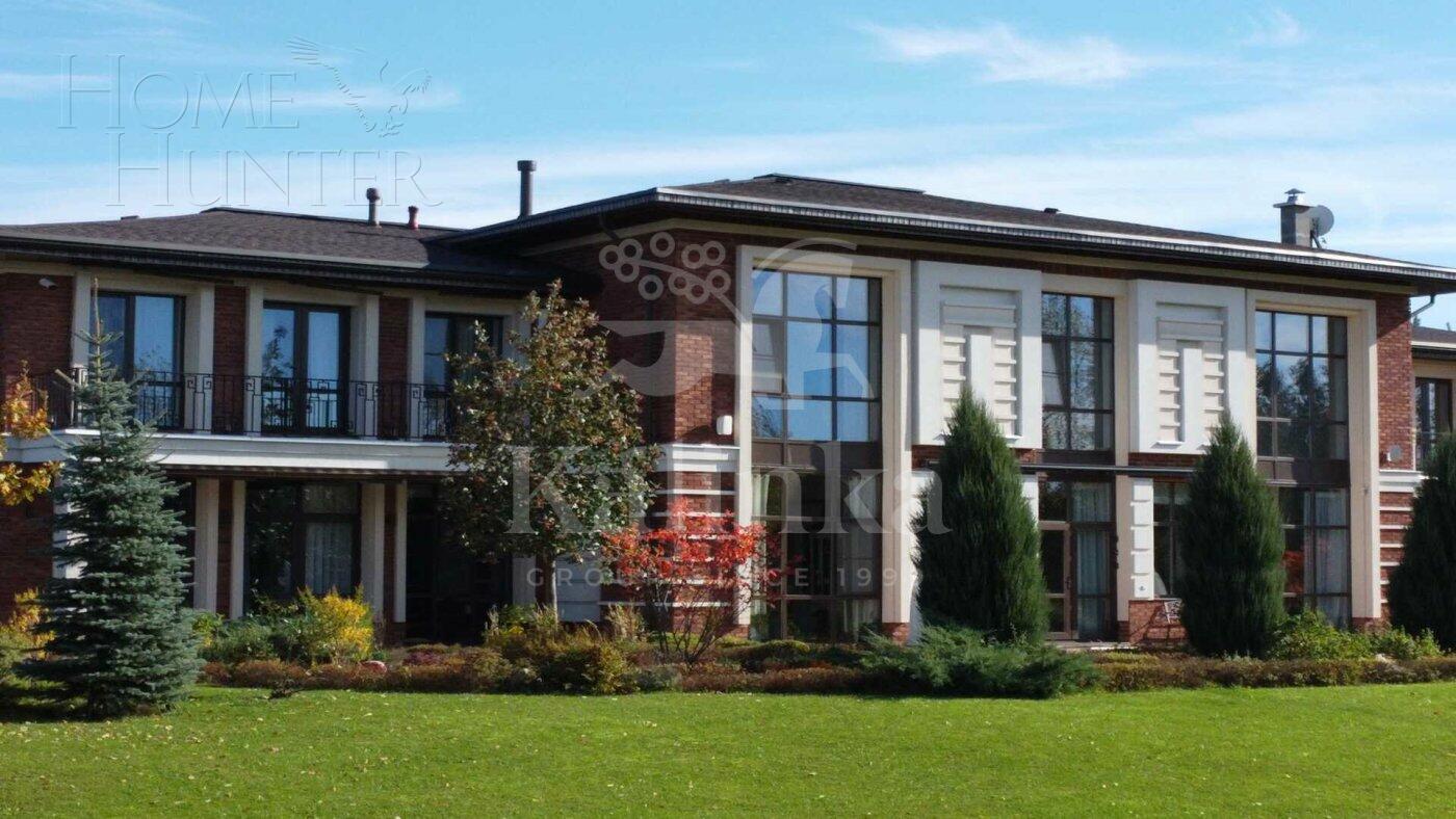 2-этажный коттедж 678 м² с отделкой