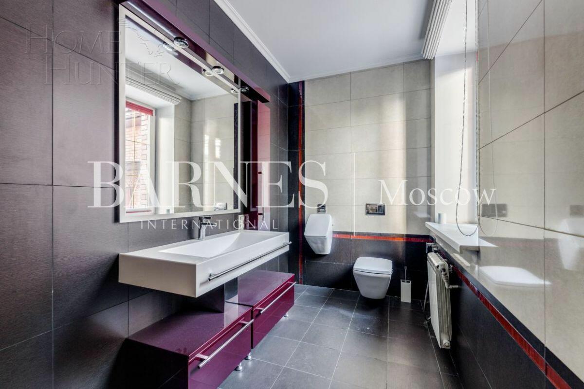 2-этажный коттедж 600 м² с отделкой