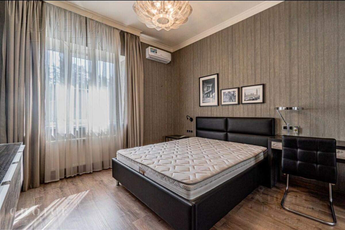 3-этажный таунхаус 200 м² с отделкой