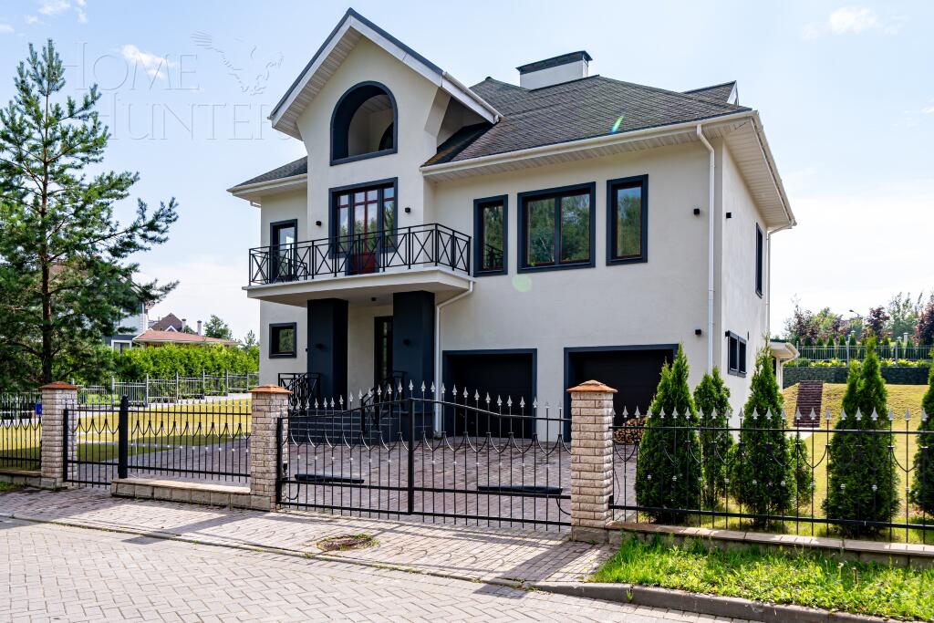 2-этажный коттедж 693 м² с отделкой