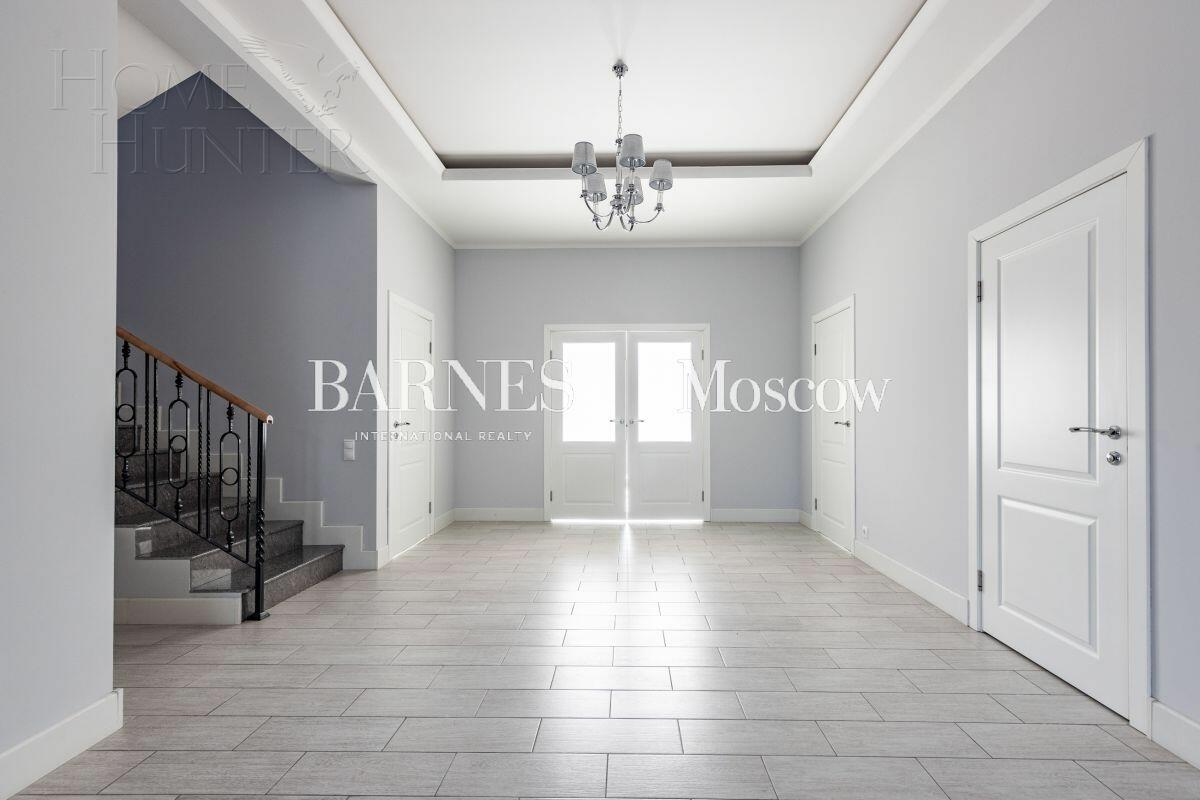 2-этажный коттедж 304 м² с отделкой