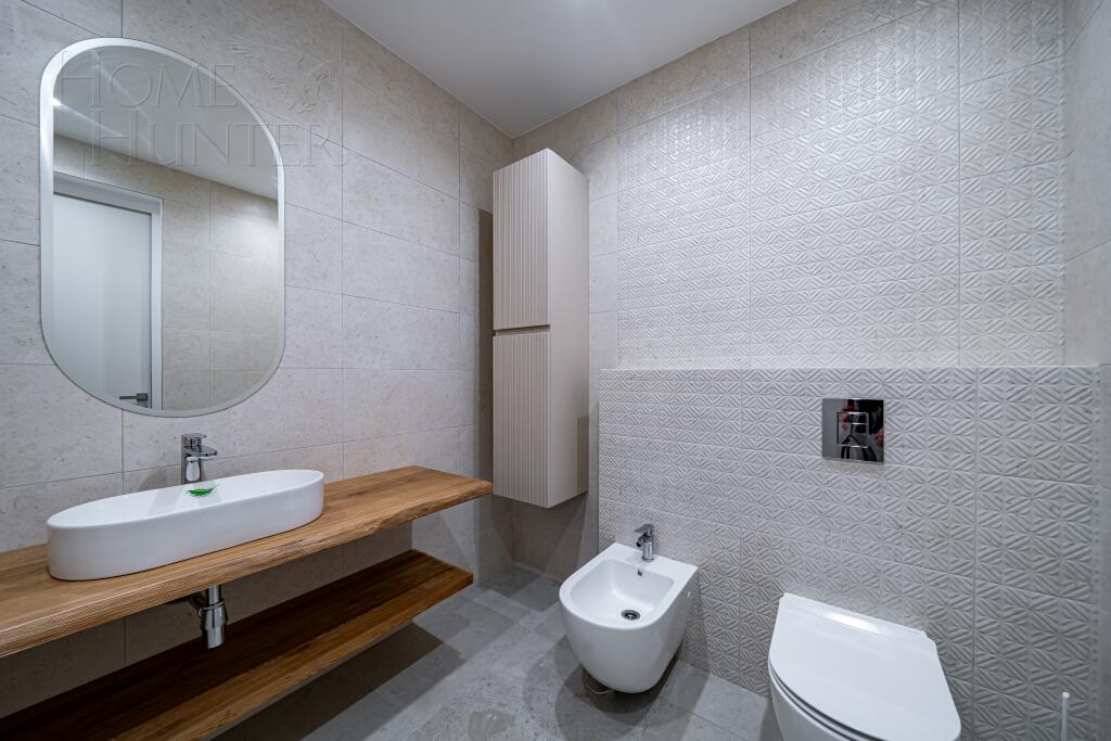 2-этажный коттедж 693 м² с отделкой