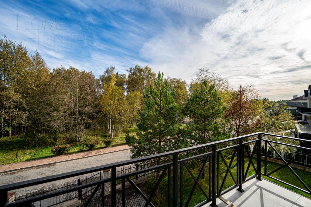 2-этажный коттедж 693 м² с отделкой