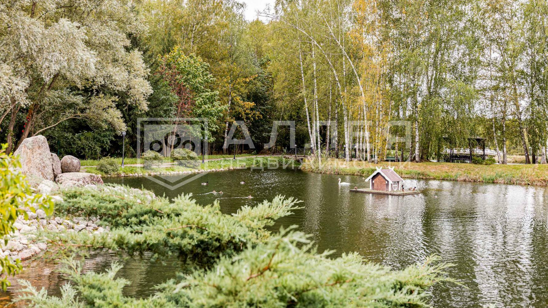 2-этажный коттедж 550 м² с отделкой