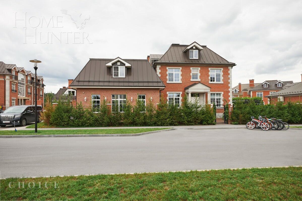 3-этажный коттедж 550 м² с отделкой