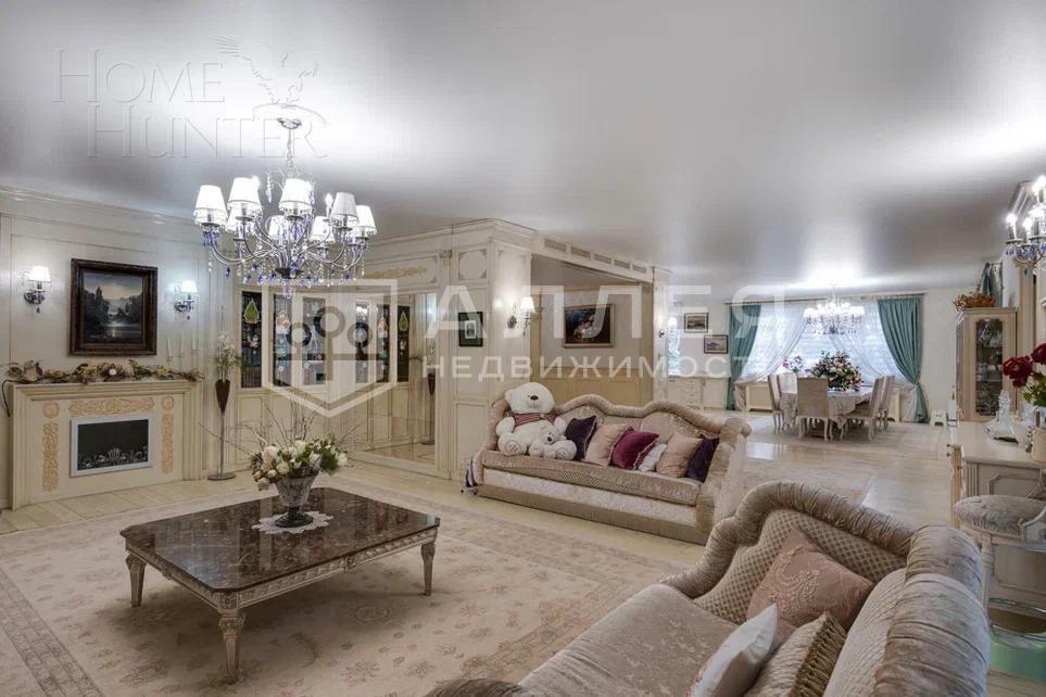 3-этажный коттедж 1 000 м² с отделкой