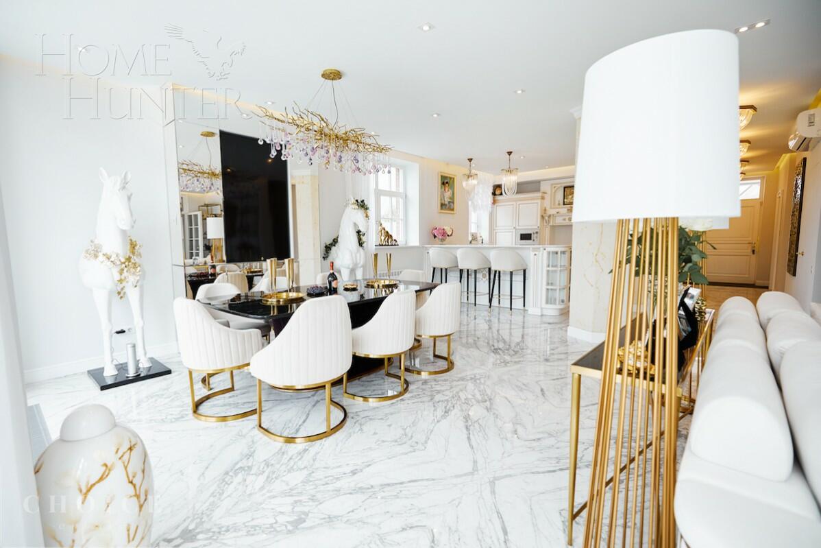 3-этажный коттедж 550 м² с отделкой