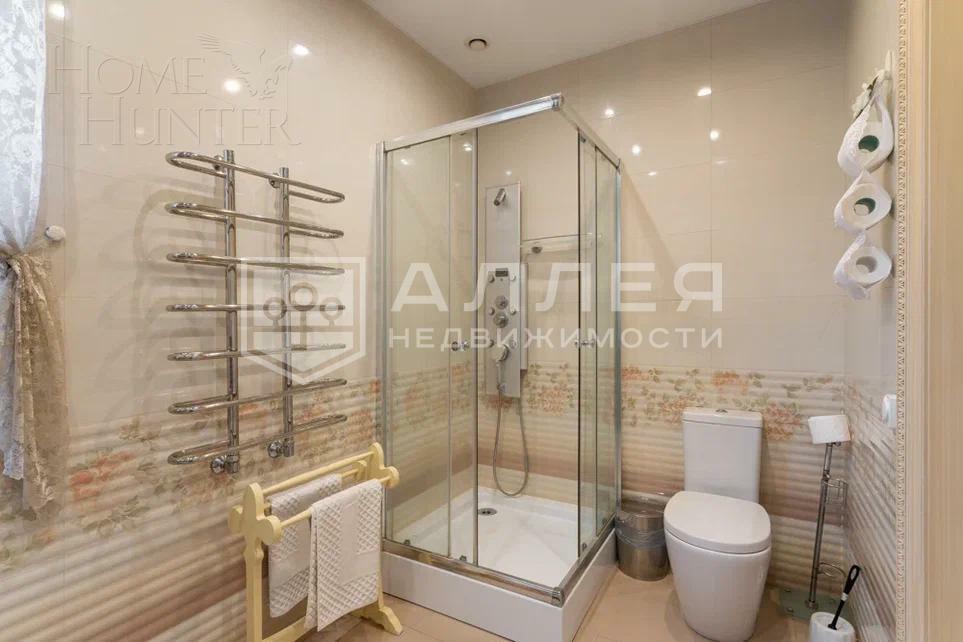 3-этажный коттедж 1 000 м² с отделкой