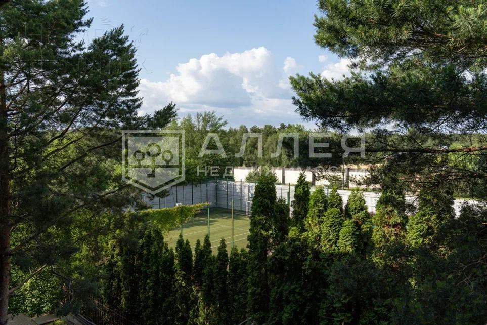 3-этажный коттедж 1 000 м² с отделкой