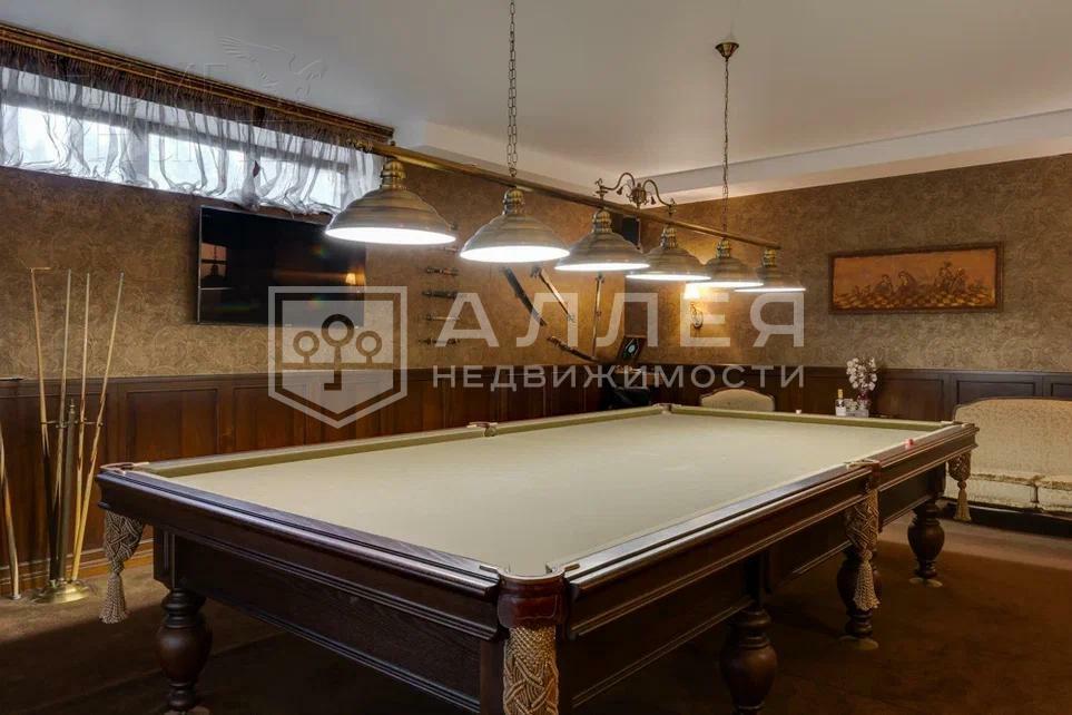 3-этажный коттедж 1 000 м² с отделкой