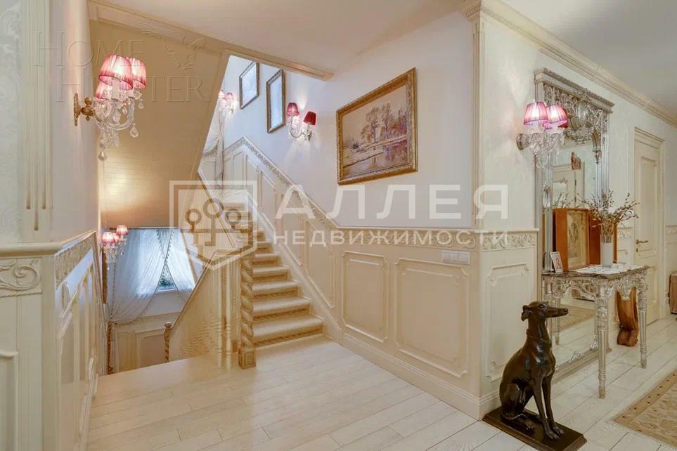 3-этажный коттедж 1 000 м² с отделкой