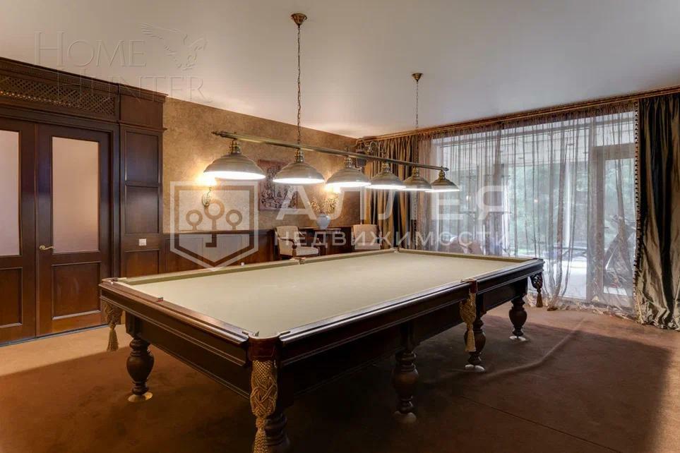 3-этажный коттедж 1 000 м² с отделкой