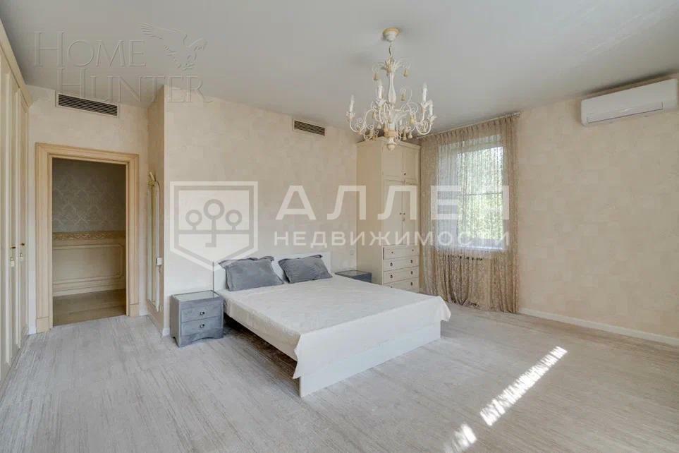 3-этажный коттедж 1 000 м² с отделкой