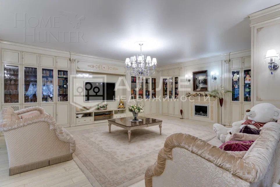 3-этажный коттедж 1 000 м² с отделкой