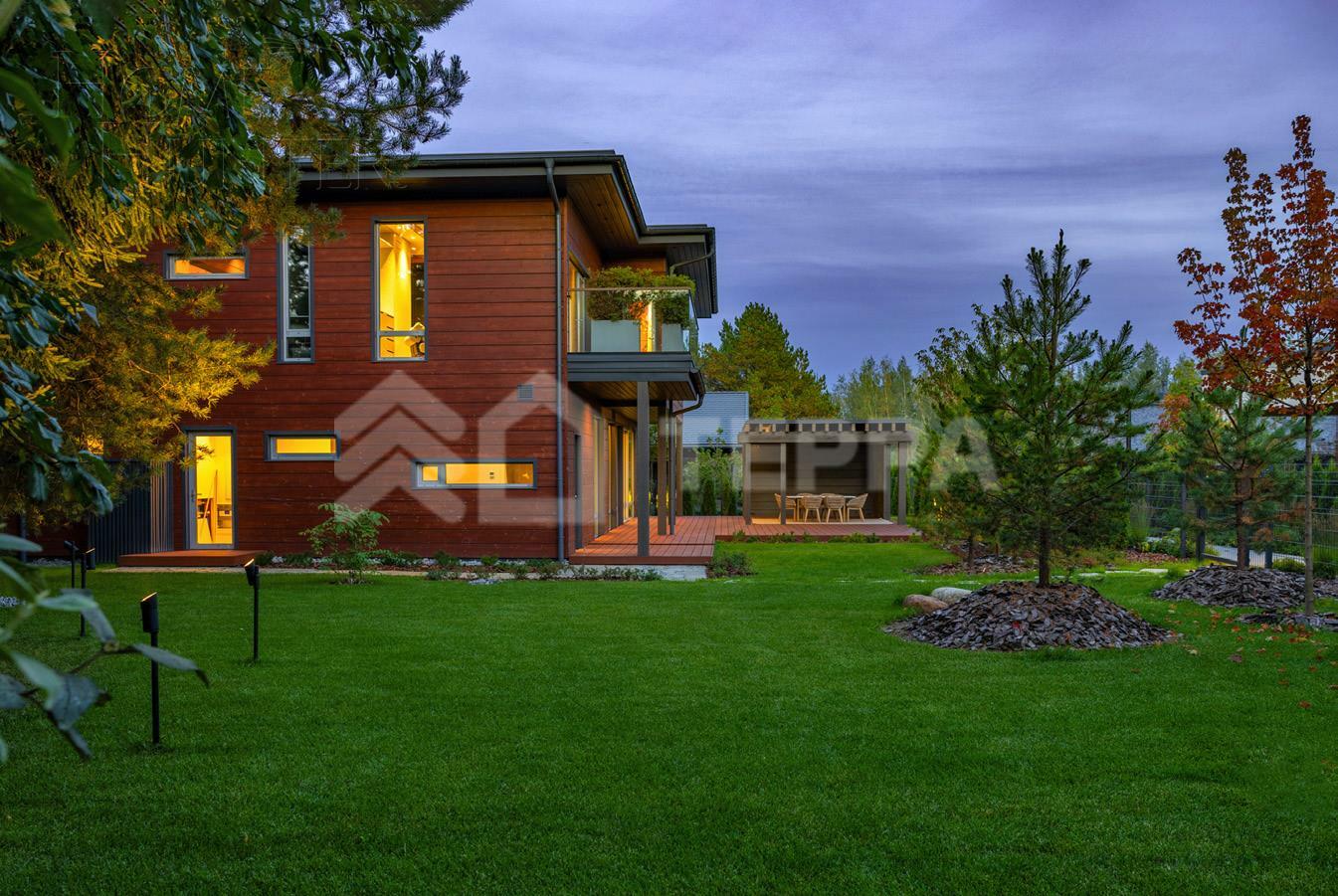 2-этажный коттедж 529 м² с отделкой