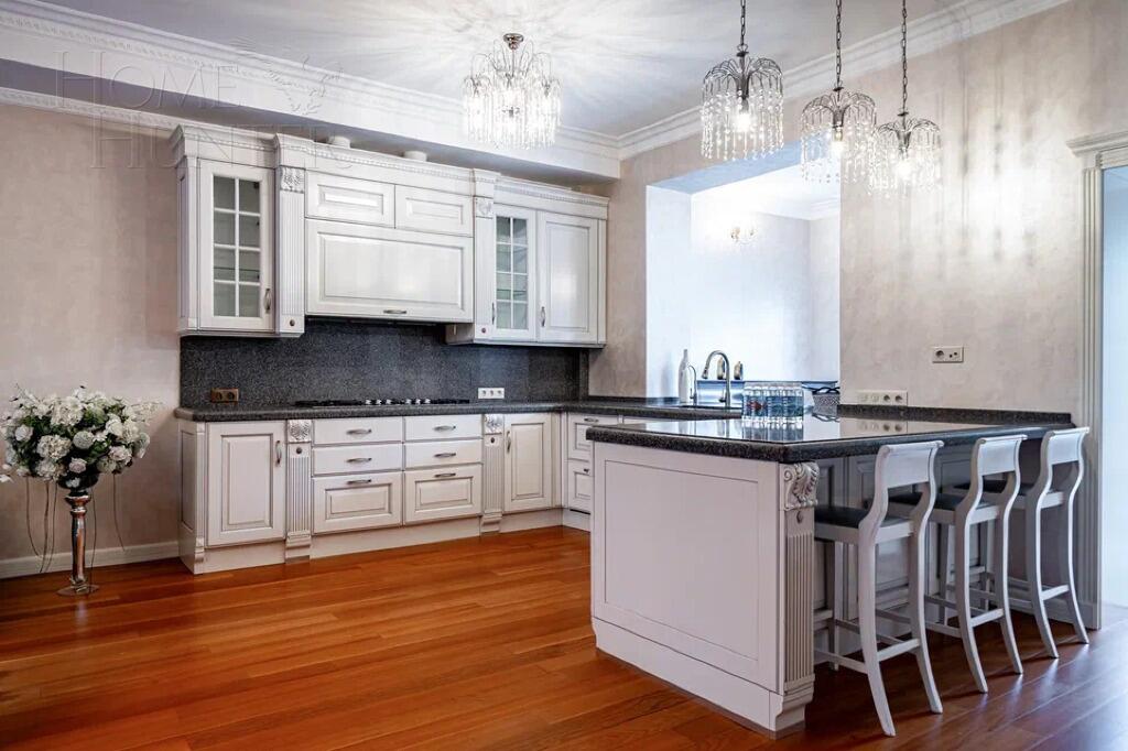 2-этажный таунхаус 380 м² с отделкой