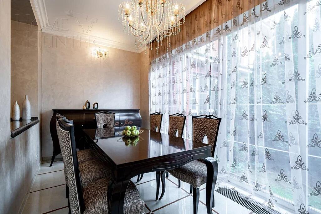 2-этажный таунхаус 380 м² с отделкой