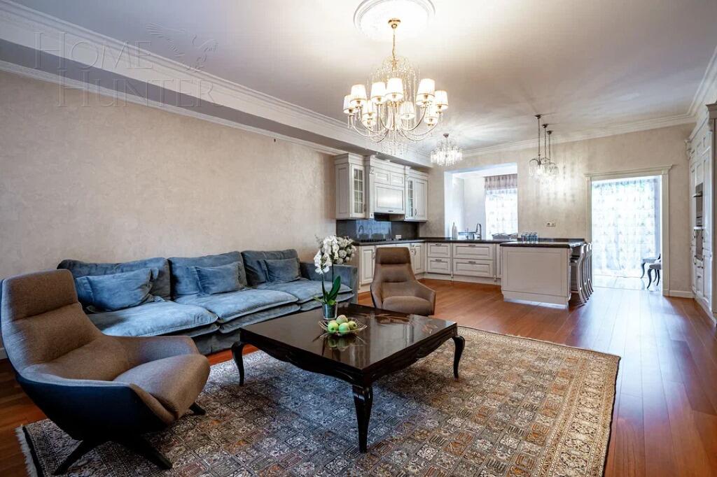 2-этажный таунхаус 380 м² с отделкой