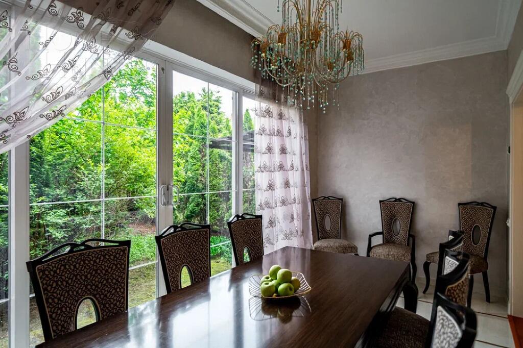 2-этажный таунхаус 380 м² с отделкой