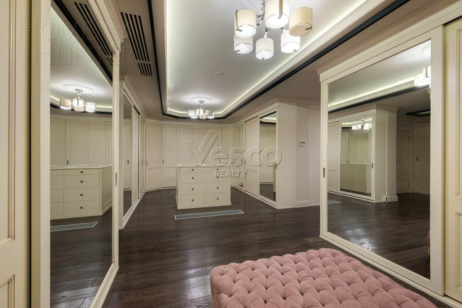 2-этажный коттедж 1 500 м² с отделкой