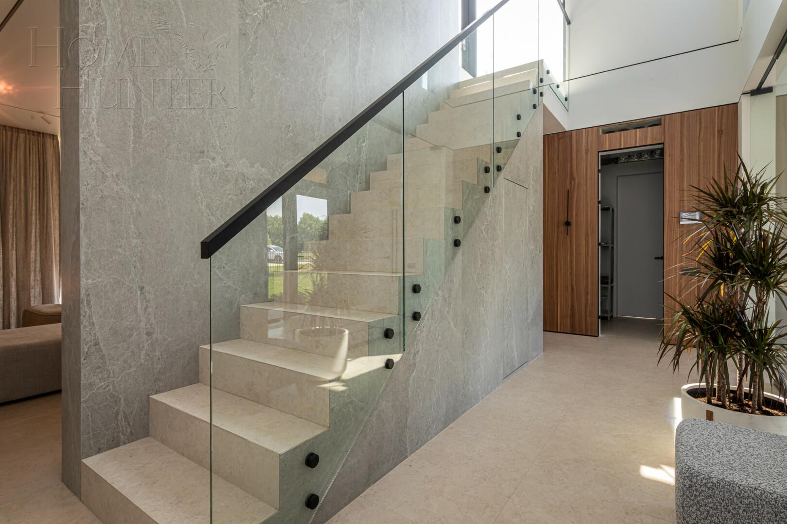 2-этажный коттедж 420 м² с отделкой