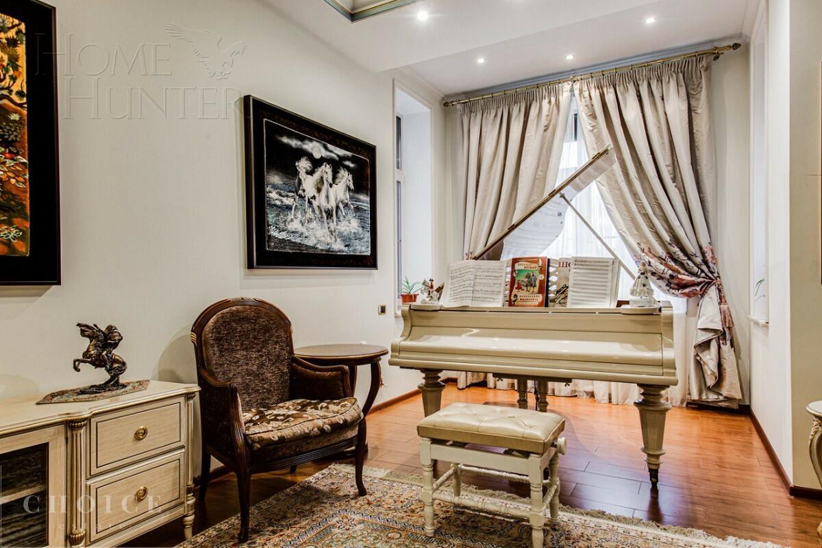 2-этажный коттедж 490 м² с отделкой