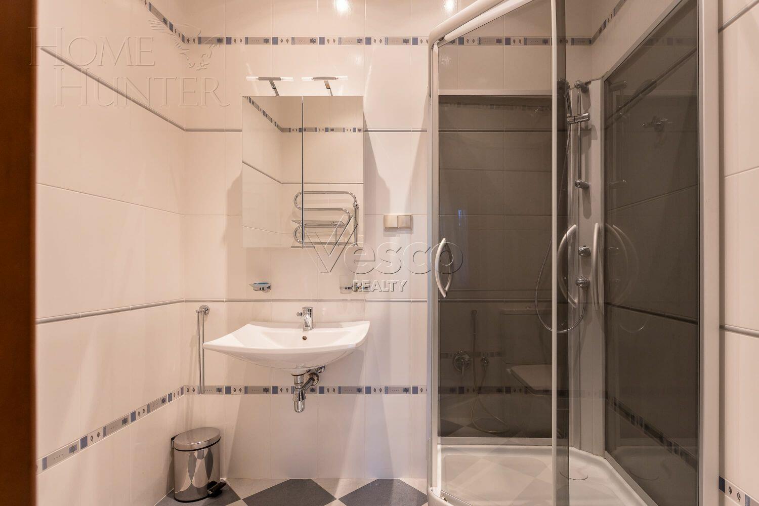 2-этажный коттедж 640 м² с отделкой