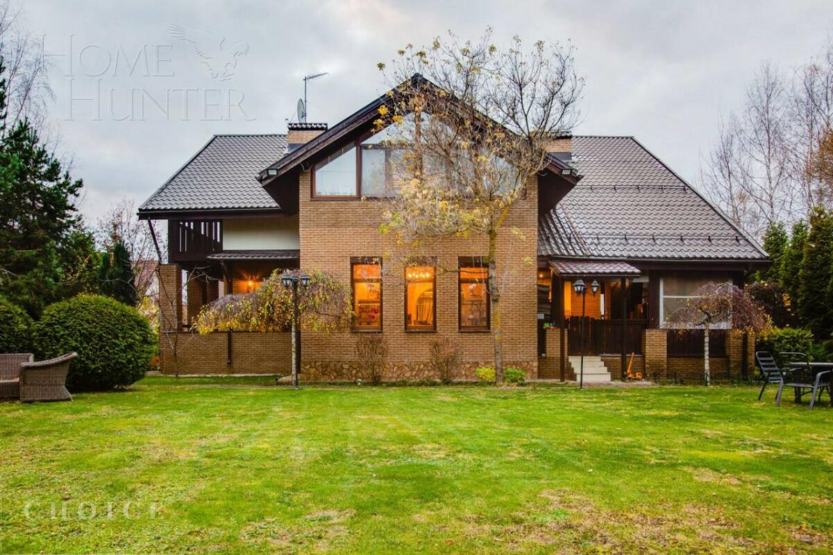 2-этажный коттедж 490 м² с отделкой