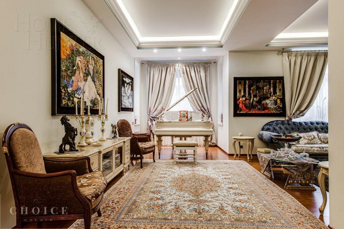 2-этажный коттедж 490 м² с отделкой