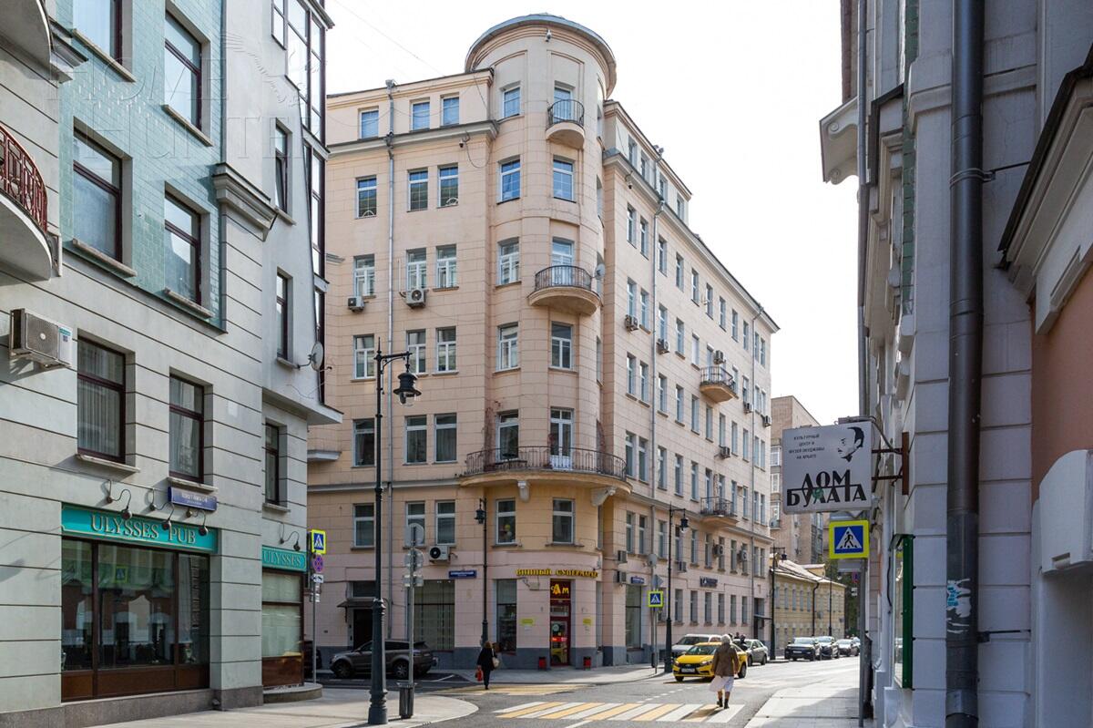 4-КОМН. КВАРТИРА С ОТДЕЛКОЙ 125 М² НА 4 ЭТАЖЕ