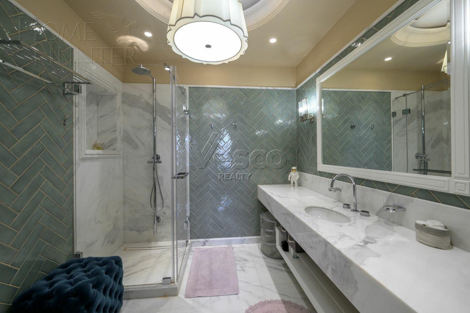 2-этажный коттедж 1 500 м² с отделкой