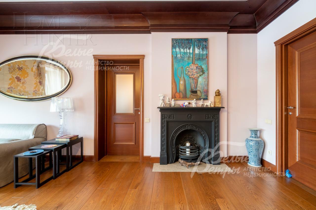 3-этажный коттедж 720 м² с отделкой