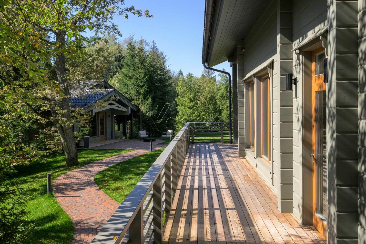 2-этажный коттедж 464 м² с отделкой