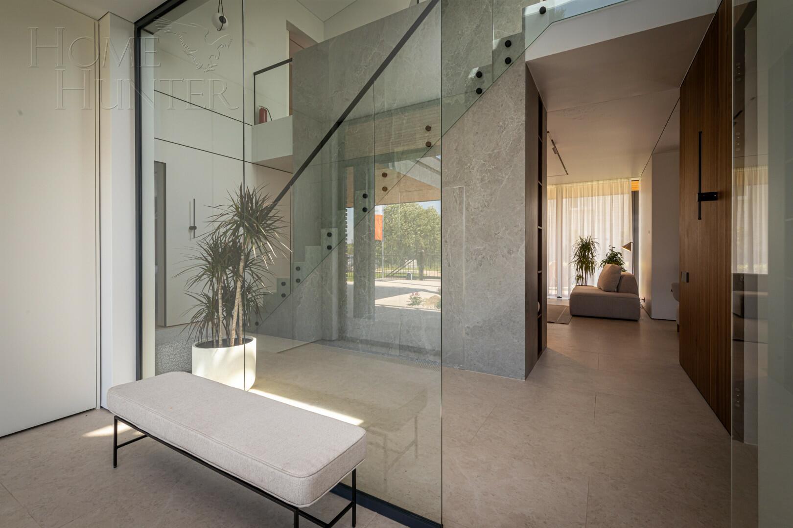 2-этажный коттедж 420 м² с отделкой