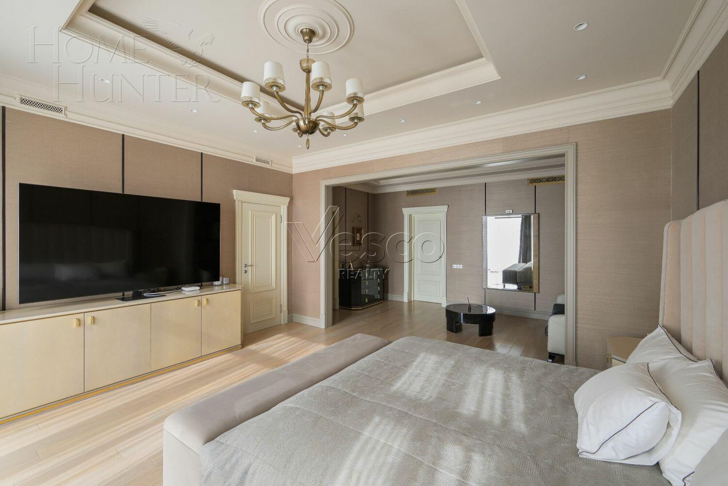 2-этажный коттедж 1 500 м² с отделкой