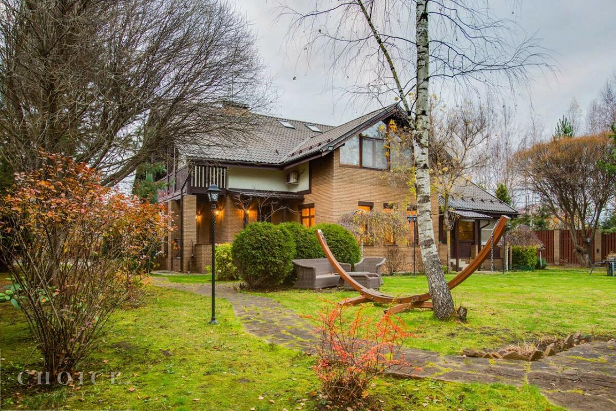 2-этажный коттедж 490 м² с отделкой