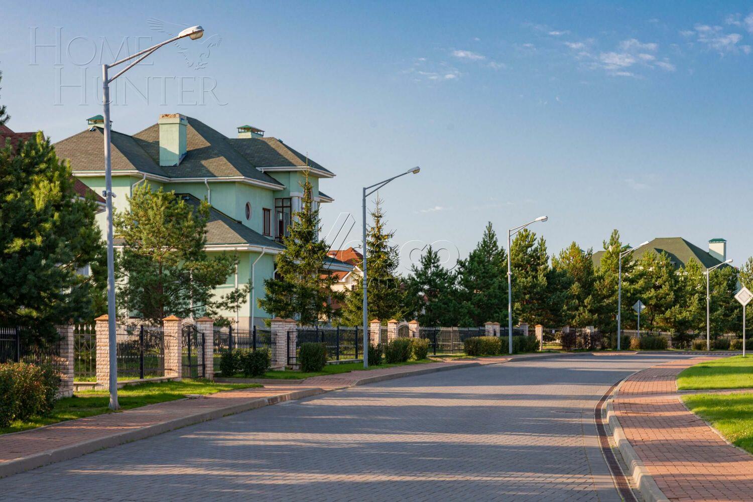 Участок 10 сот. в охраняемом поселке