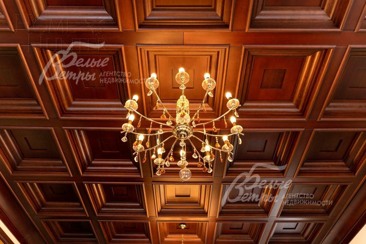 3-этажный коттедж 720 м² с отделкой